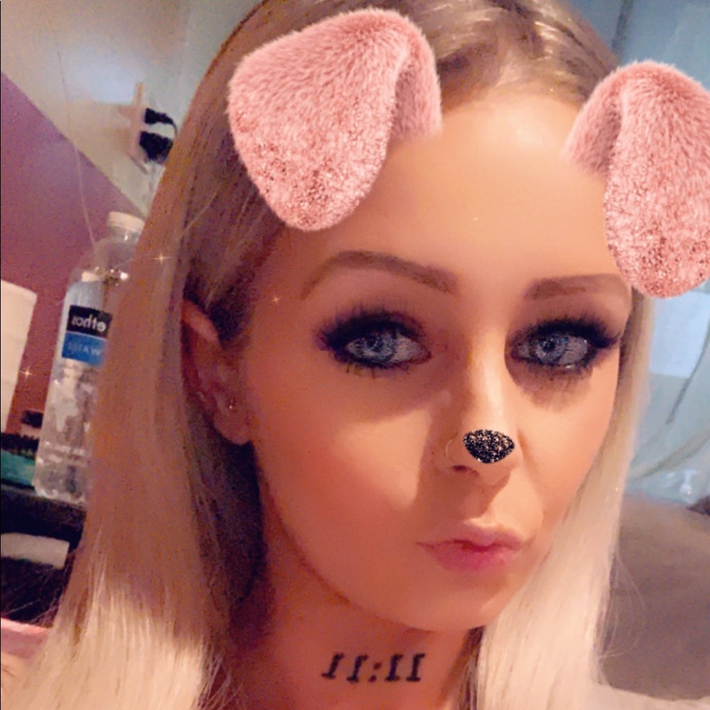 Meet your Posher, Vanessa
